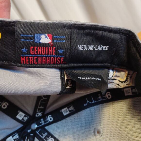 New Era 9Fifty Pittsburgh Pirates Pinstripe Strapback Hat - New - Picture 10 of 10